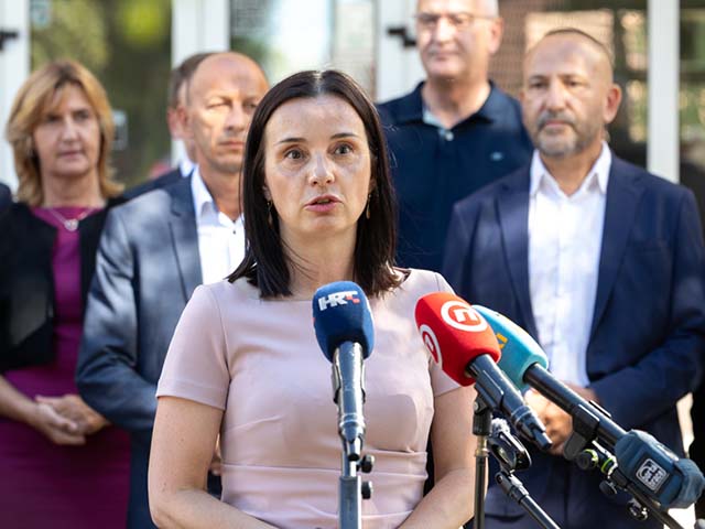 Ministrica Vučkovič                                                                                                                                                                                                                                       